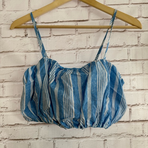 wild fable Tops - Wild Fable Blue and‎ White Striped Top